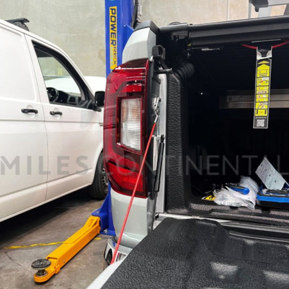 EZDown Tailgate Assist for Volkswagen Amarok