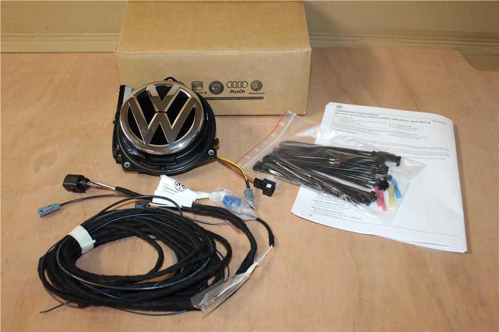 Volkswagen Golf MK7(+7.5) Retrofit Reversing Camera