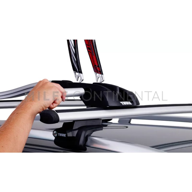 Thule OutRide 561 - Fork-Mount Bike Carrier