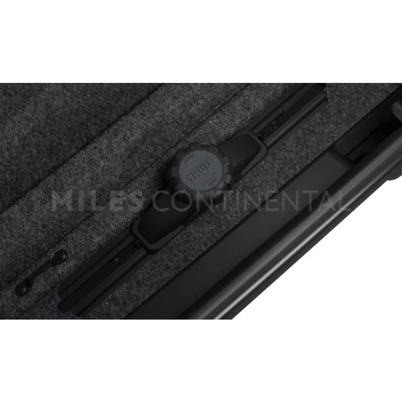 Thule Vector Roof Box
