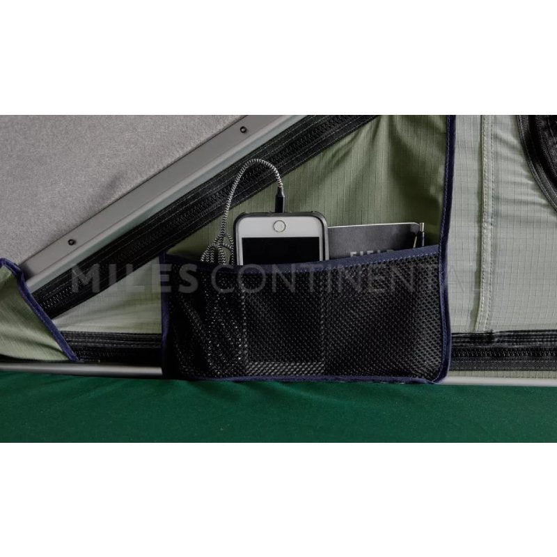 Thule Basin Wedge - Cargo Carrier and Rooftop Tent for Two