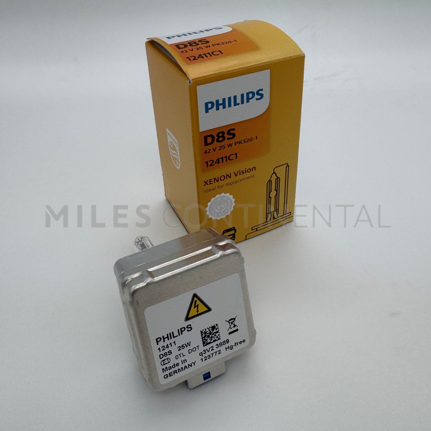 D8S Xenon HID Bulb - Philips Vision Pair
